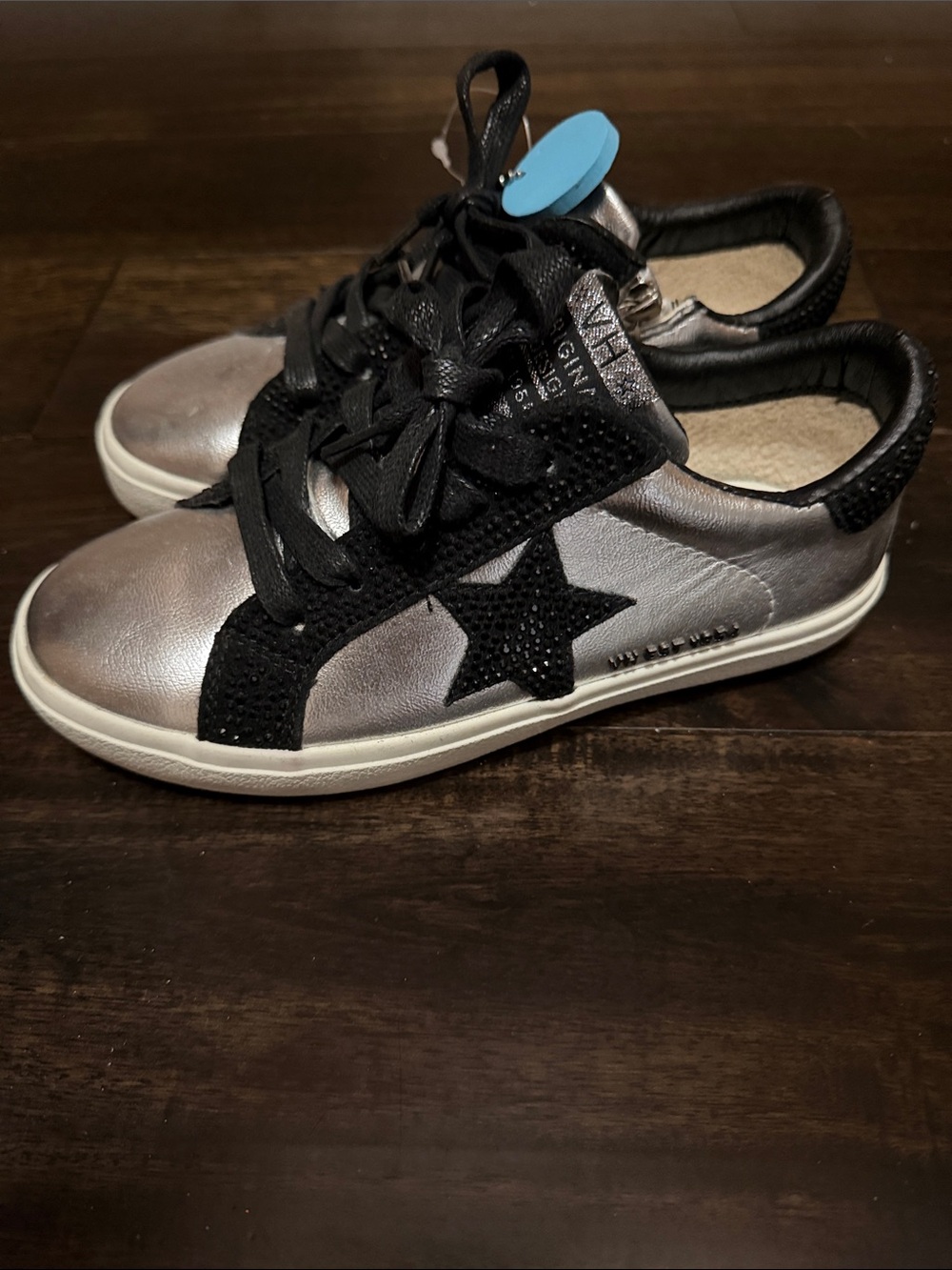 Girls Vintage Havana Metallic Silver & Black Star Sneaker size 3